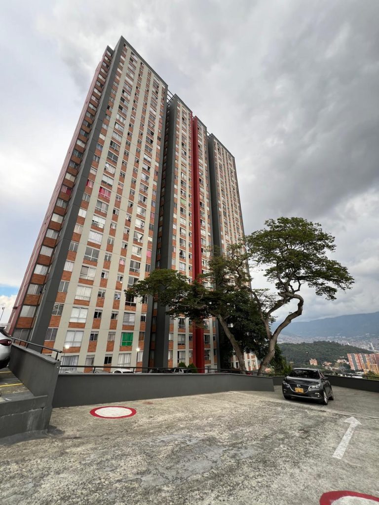 Apartamento en venta Robledo